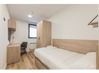 Habitacion en Apartamento 4 Habitaciones con baño privado - Wohnungen