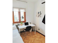 Flatio - all utilities included - Private room in the… - Stanze