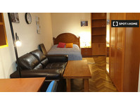 Cozy single room in the center of Salamanca - Females - Za iznajmljivanje