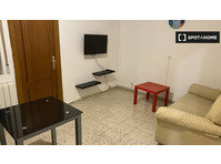 Room for rent in 4-bedroom apartment in Salamanca - برای اجاره