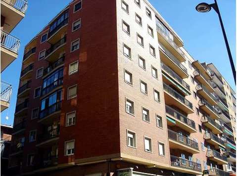 Avenida de los Maristas - Apartments