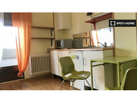 Studio apartment for rent in Salamanca - Leiligheter