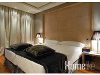 Elegant hotel in Valladolid’s commercial area - アパート