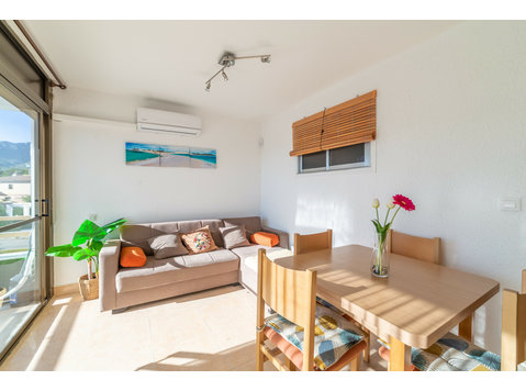 Flatio - all utilities included - Cosy beach apartment for… - Kiadó