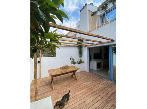 Flatio - all utilities included - Cozy beach house 40mins… - Te Huur