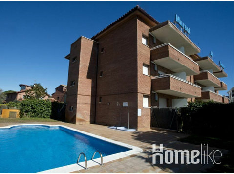 Apartamento Standard con piscina comunitaria - Pisos