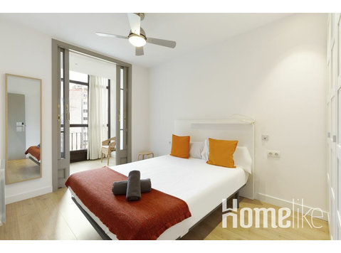 Double Room with Gallery in Coliving - Camere de inchiriat