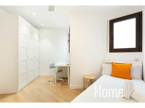 Premium Single Room in Coliving - Общо жилище