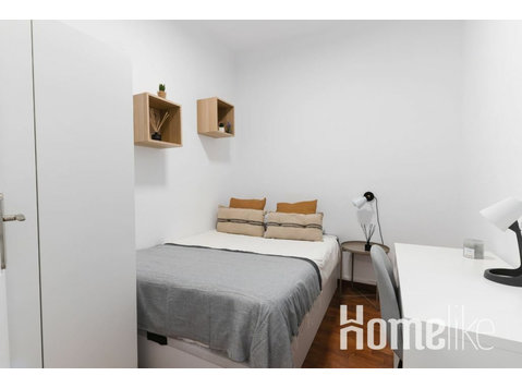 Chambre individuelle dans un appartement partagé Barcelone - Collocation
