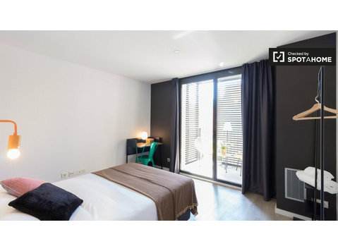 Live the coliving experience in the heart of Barcelona - For Rent