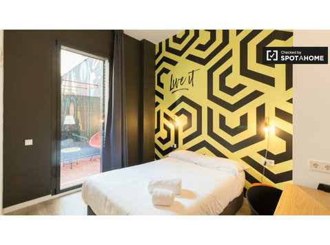 Live the coliving experience in the heart of Barcelona - Na prenájom