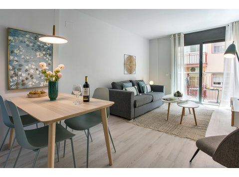 Grey 11 - Bright & stylish apartment in Hospitalet - Na prenájom