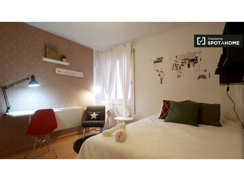 Modern 1-bedroom apartment for rent in Aluche, Madrid - K pronájmu