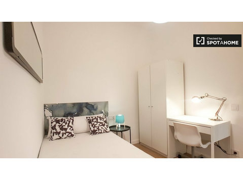 Apartamento com 7 quartos L'Esquerra de l'Eixample Barcelona - Aluguel