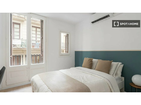 Stanza in affitto in un Coliving a Ciutat Vella, Barcellona - In Affitto