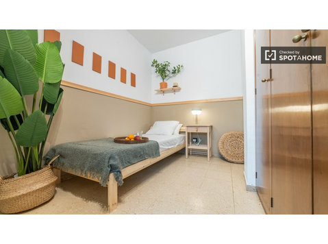 Mobilyalı 7 yatak odalı kiralık odalar - Kiralık