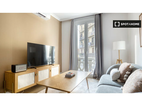 Barcelona'da kiralık 1 yatak odalı daire - Apartman Daireleri