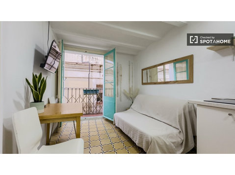 Barselona, Barselona'da kiralık 1 yatak odalı daire - Apartman Daireleri