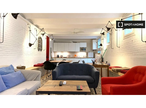 , Barselona'nın kiralık 1 odalı daire - Apartman Daireleri