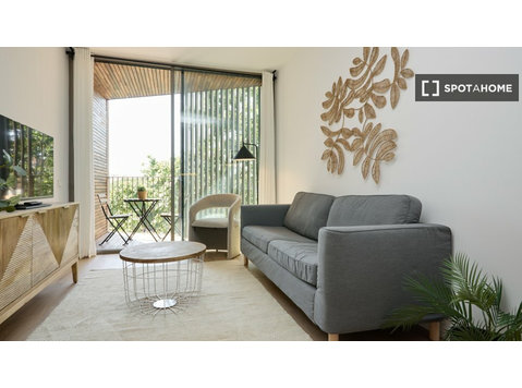 Apartamento de 1 quarto para alugar na Sagrada Família. - Apartamentos