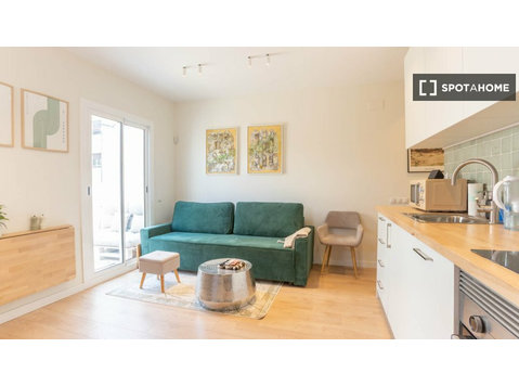 Appartamento con 1 camera da letto in affitto a Sants,… - Appartamenti