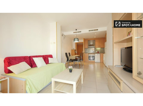1-pokojowe mieszkanie do wynajęcia w Vila Olímpica,… - Mieszkanie
