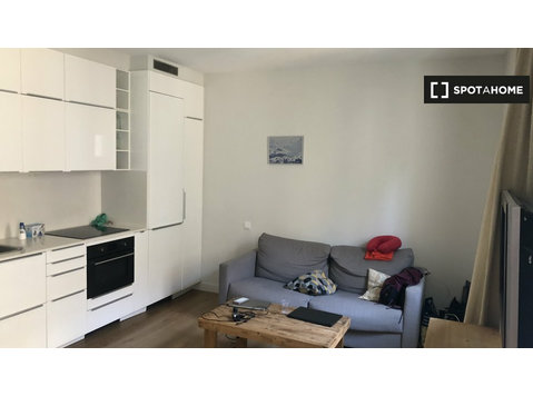 1 pokojowe mieszkanie w Barcelonie przy plaży - Mieszkanie