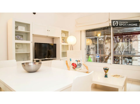 2 Bedroom Apartment for Rent in Gracia, Barcelona - Apartments