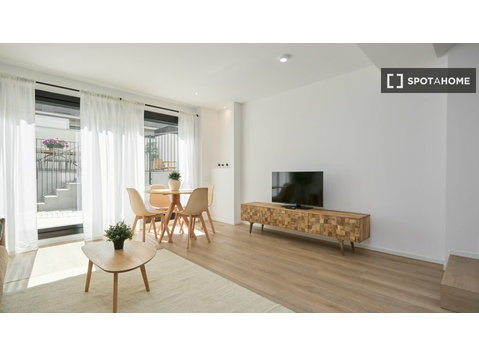 Kiralık 2 yatak odalı daire, Santa Eulália, Barselona - Apartman Daireleri