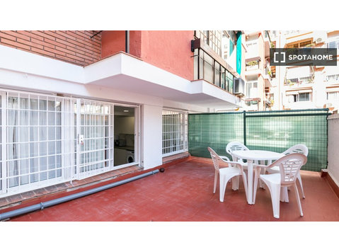 Apartamento de 2 quartos para alugar em Barcelona. - Apartamentos