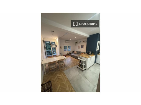 Apartamento de 2 dormitorios en alquiler en Barcelona - Pisos