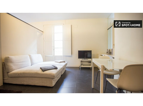 2-pokojowe mieszkanie do wynajęcia w El Born, Barcelona - Mieszkanie