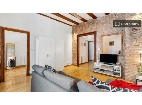 Apartamento de 2 habitaciones en alquiler en El Gòtic,… - Pisos