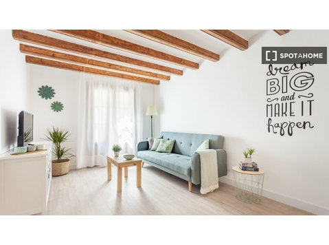 Apartamento de 2 dormitorios en alquiler en El Raval,… - Pisos