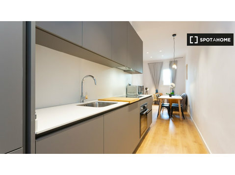 2-bedroom apartment for rent in El Raval, Barcelona - 아파트