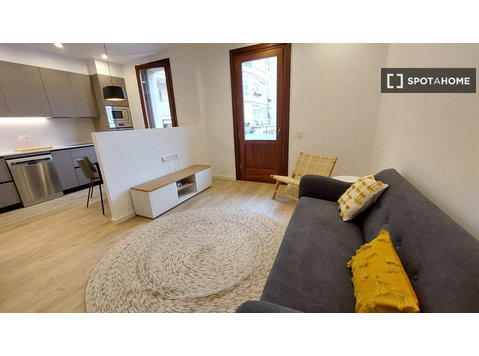 2-pokojowe mieszkanie do wynajęcia w Gràcia, Barcelona - Mieszkanie