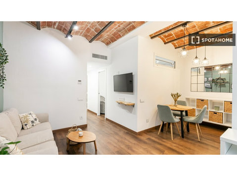 2-Zimmer-Wohnung zur Miete in Hostafrancs, Barcelona - Wohnungen