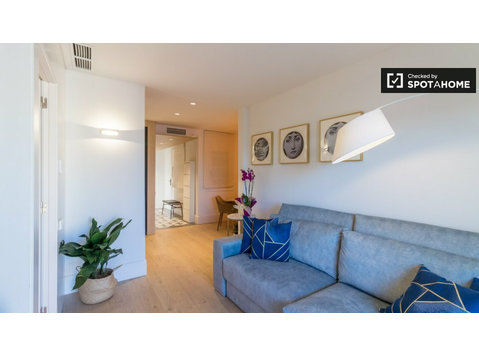 2-Zimmer-Wohnung zur Miete in L'Esquerra de l'Eixample - Wohnungen