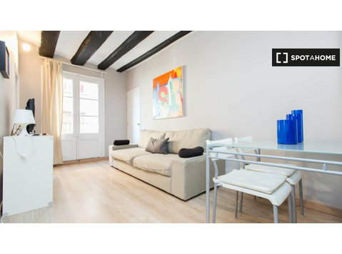 2-pokojowe mieszkanie do wynajęcia w La Barceloneta,… - Mieszkanie