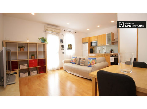 Apartamento T2 para arrendamento na Vila Olímpica, Barcelona - Apartamentos