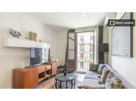 2-bedroom apartment for rent in el Fort Pienc - Apartments
