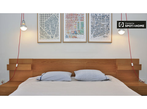 2-Zimmer-Wohnung mit AC zu vermieten in El Raval, Barcelona - Wohnungen