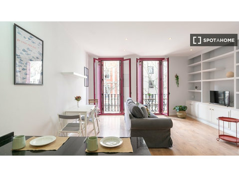 Appartamento con 2 camere da letto in affitto a El… - Appartamenti