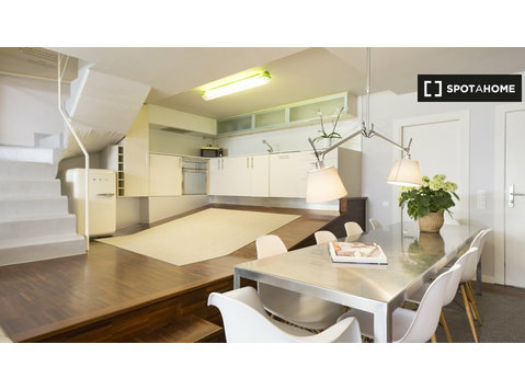 3-bedroom apartment for rent in Barcelona - شقق