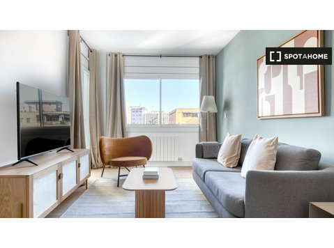 Apartamento de 3 dormitorios en alquiler en Barcelona - Pisos