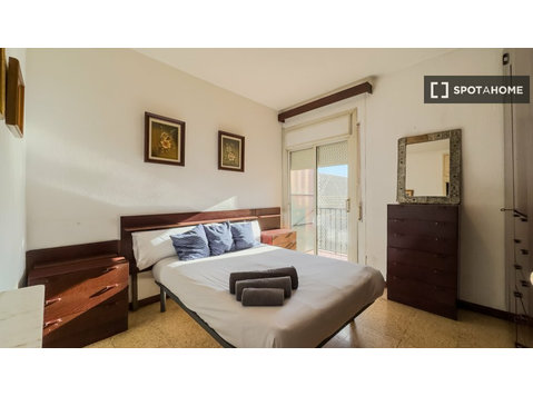 Appartamento con 3 camere da letto in affitto a Barcellona - Appartamenti