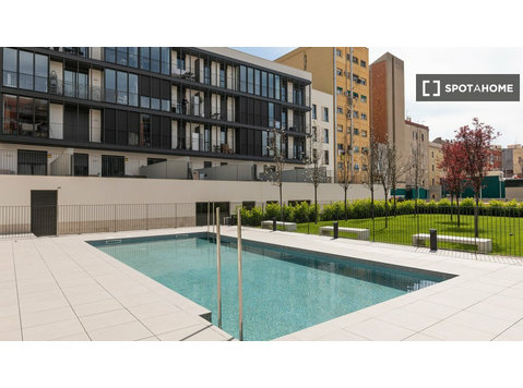 Piso de 3 habitaciones en alquiler en El Poblenou, Barcelona - Pisos