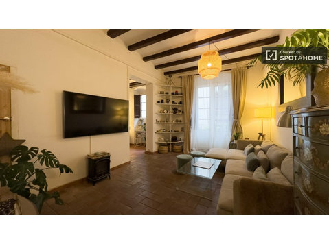 3-bedroom apartment for rent in Gothic Quarter, Barcelona - Byty