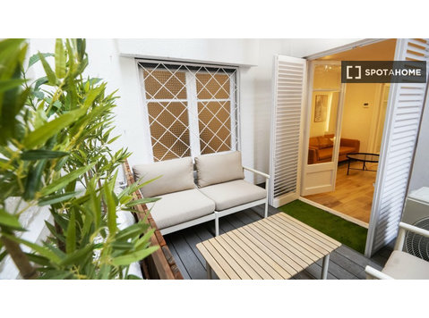 Apartamento de 4 habitaciones en alquiler en L'Eixample,… - Pisos