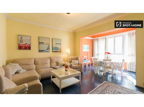 Apartamento de 4 quartos para alugar em Sant Antoni,… - Apartamentos
